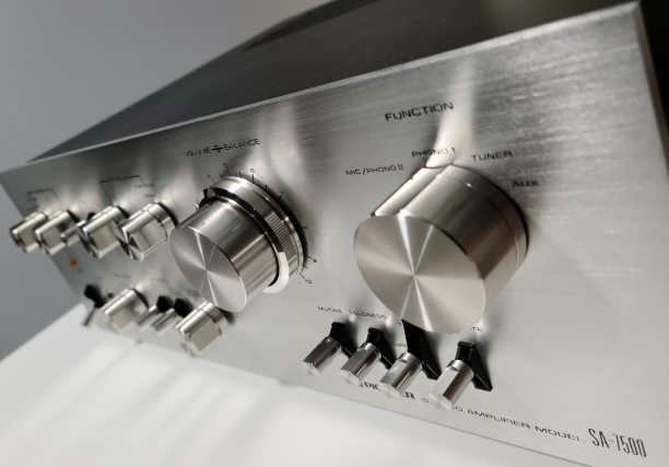 Vintage-Receiver-SA-7500